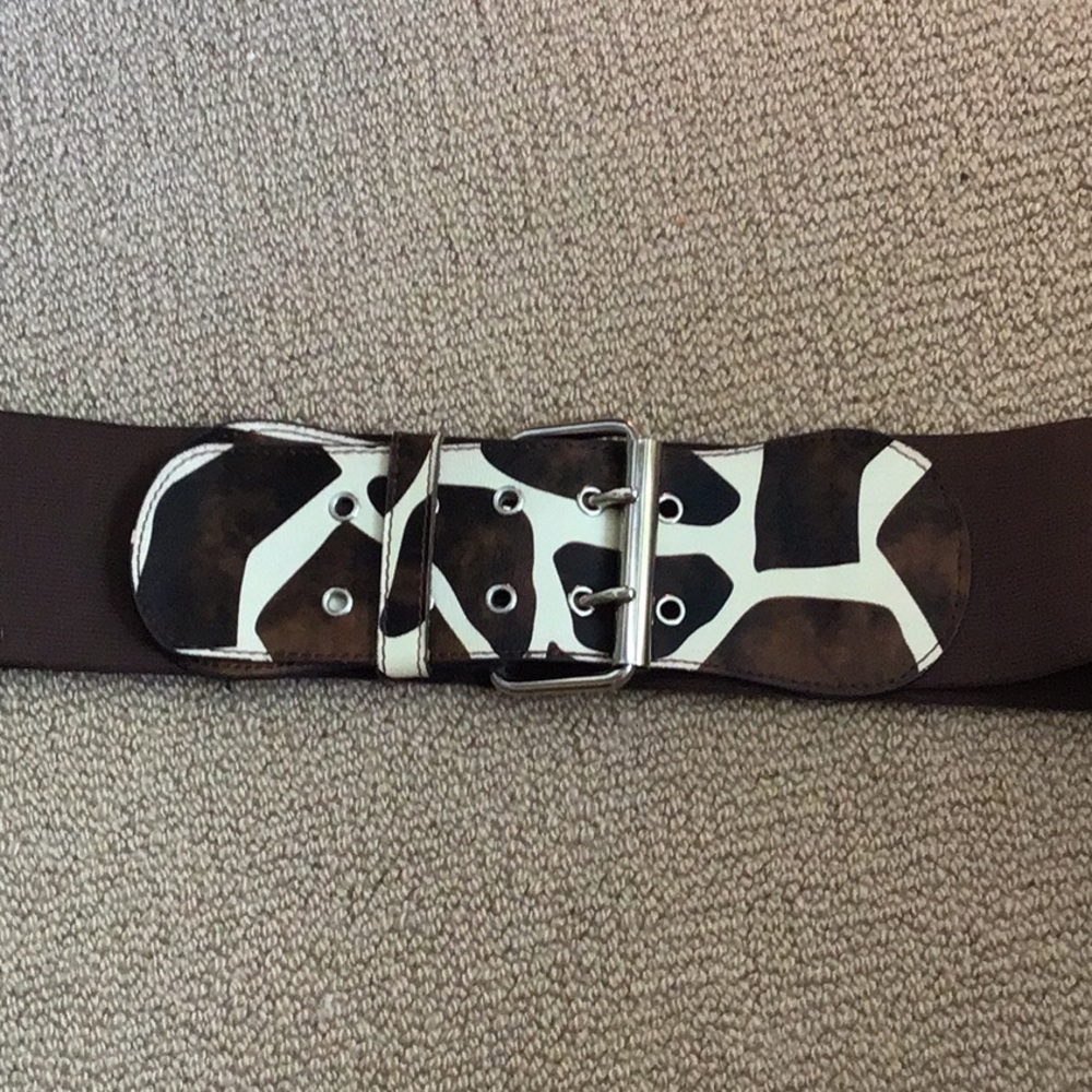 Size XL brown elastic belt animal print